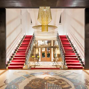 Otel Mosaic House Design