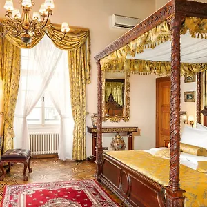 Hotel U, Praga